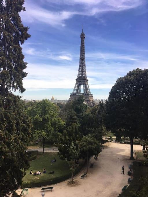 Apartamento Eiffel Tower París Exterior foto